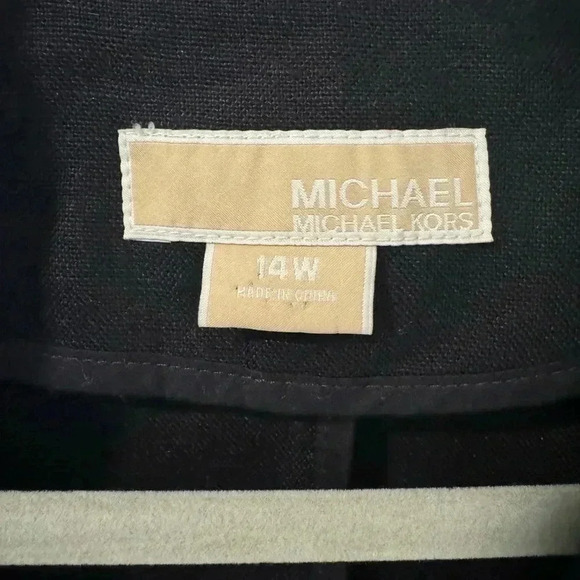 Michael Kors Linen Scrunch Sleeve Blazer - Picture 3 of 6